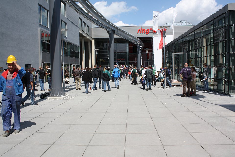 Radical  Bodypainting am Nuerburgring (242).JPG